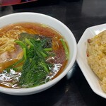 南京亭 - スープ代わりにもなる美味しいスープのラーメンです