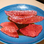 銀座 ちかみつ - ヒレ、右北海道、左群馬  イチボ