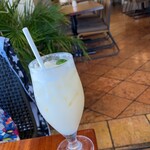 Tommy Bahama Restaurant, Bar & Store - 
