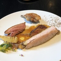 ラ・ボンヌターブル - 