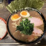 神田ラーメン わいず - のり玉ラーメン