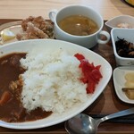 237078346 - カオルランチ、1300円。今日はカレー！