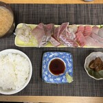 海路 - お刺身定食　新鮮！