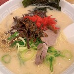 Hakata Tenjin - ラーメン（カタ）¥600-