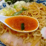 舎鈴 - 「中華そば 並」＋「特製ニラ辛味」スープ
