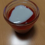 Morozofu - 濃いちごのプリン(練乳ソースかけました)