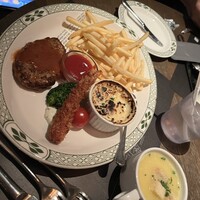 ロウリーズ・ザ・プライムリブ 恵比寿ガーデンプレイス店 - 