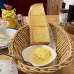 コメダ珈琲店 - あれ？ローブパン、注文しましたよね？