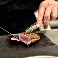 THE CARNE tokyo - 北海道鴨スノーホワイトと芽キャベツの”Honey Duck" トリュフ風味