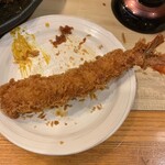 Tonkatsu Kagura Saka Sakura - おろしロースかつ＆海鮮定食　1,628円　の海老フライ