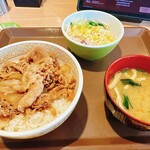 すき家 - 料理写真: