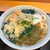 かのや - 料理写真:かのやうどん（550円）澄んだツユは出汁の効いた優しい味わい。うどんが美味い。程よいコシと柔らかさの讃岐。豪華な具材（刻み揚げ、蒲鉾、とろろ昆布、ワカメ、刻み昆布、天かす）
