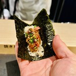 とり隆 - ユッケ海苔巻き