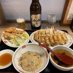 餃子の王将 せんば南本町店 - 