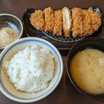 かつはな亭 三郷中央店 - 