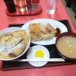 Nam poen - かつ丼＋ギョーザ