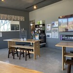 UDON BIRTRO 千代田饂飩 - シンプルな店内