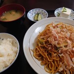 Okonomiya Kita Machiyan - キムチ焼きそば定食ゴハン少♪