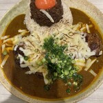 吉田カレー  - 豚肉とチーズトッピング