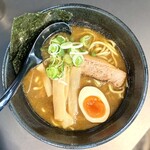 つけ麺　白虎 - ・魚介豚骨らーめん 850円/税込