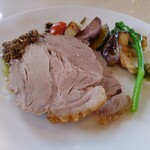 Restaurant35 - 「箱根山麓豚のロースト　ビネグレットソースと自家製柑橘胡椒」