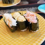 Sushi Dou Raku - 激安ランチにつく軍艦3種