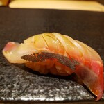 Shimbashi Tenzushi - 縞鯵