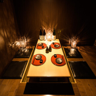 A relaxing gourmet space amid the hustle and bustle of the city. A calm private room.