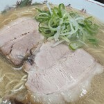 白龍ラーメン - うちゅくちぃ チャーシュー