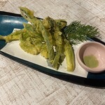 3 types of wild vegetable Tempura