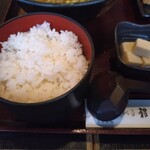 讃岐屋 雅次郎 - ご飯大と高野豆腐