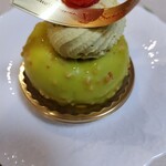 Patisserie Yu Sasage - フランボワーズ ピスターシュ