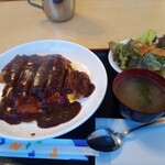 あゆむ食堂 - オムライスのかつのせ