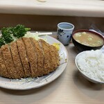 丸八とんかつ 支店 - 