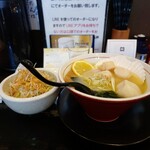 麺や蔵人 - ホタテ塩らーめん1430円 ねぎめし300円