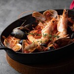 Bouillabaisse with 3 types of shrimp soup 1 serving