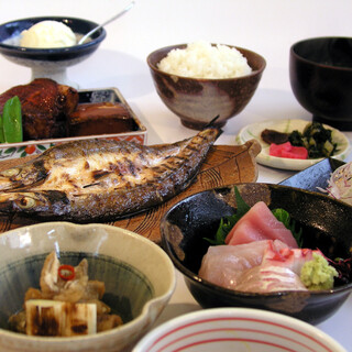 海幸楽膳 釜つる