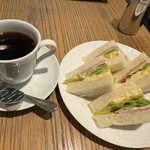 MIKADO-YA珈琲店 - コーヒーとミックスサンドイッチ