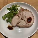 ビストリア 魚タリアン - 若鶏胸肉を生ハムで巻いたメイン♪