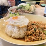 THAI MAKIN CUISINE - 