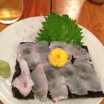 うなぎ割烹 きた八 - 天然ひらめ昆布敷き造り