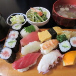 Daigo Sushi - ランチにぎり寿司　1,100円