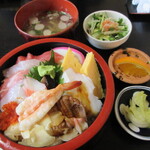 Daigo Sushi - ランチちらし寿司（大盛り）1,100円