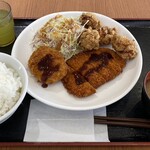 赤松パーキングエリア（下り線）モテナス - パワー飯（超満腹定食）