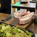 ヨプの王豚塩焼 熟成肉専門店 - 