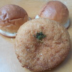 徳屋 - カレーパン＆ぼうしパン