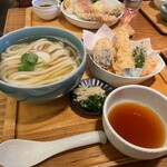 讃岐うどん　志成 - 