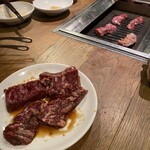 Jukusei Yakiniku Nikugen - 