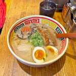 Kyuushuu Jangararaamen - 九州じゃんがら全部入り¥1,340