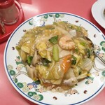 来来軒 - 五目焼飯600円